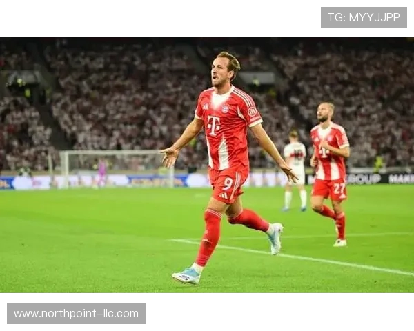 裁判判断凯恩与吉拉西的接触不构成犯规比赛继续进行 裁判判断凯恩与吉拉西的接触不构成犯规比赛继续进行