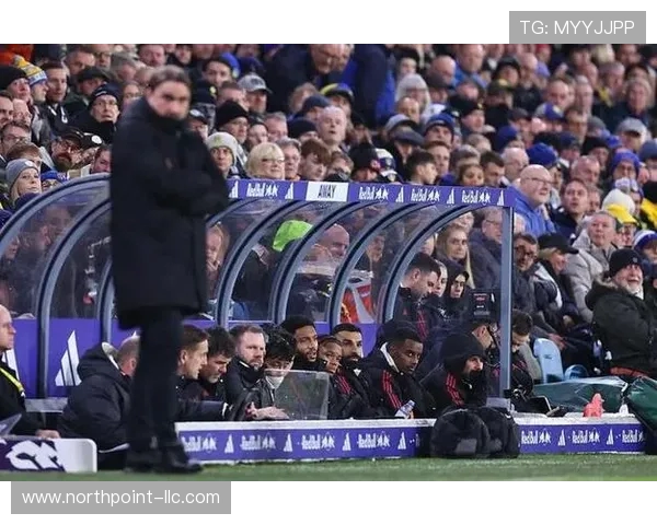 连续3轮替补!40万周薪头牌炮轰红军:被当成替罪羊 主帅不想留我 连续3轮替补!40万周薪头牌炮轰红军:被当成替罪羊 主帅不想留我